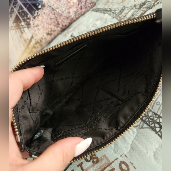 Michael Kors Jet Set wrislet black - Picture 5 of 5